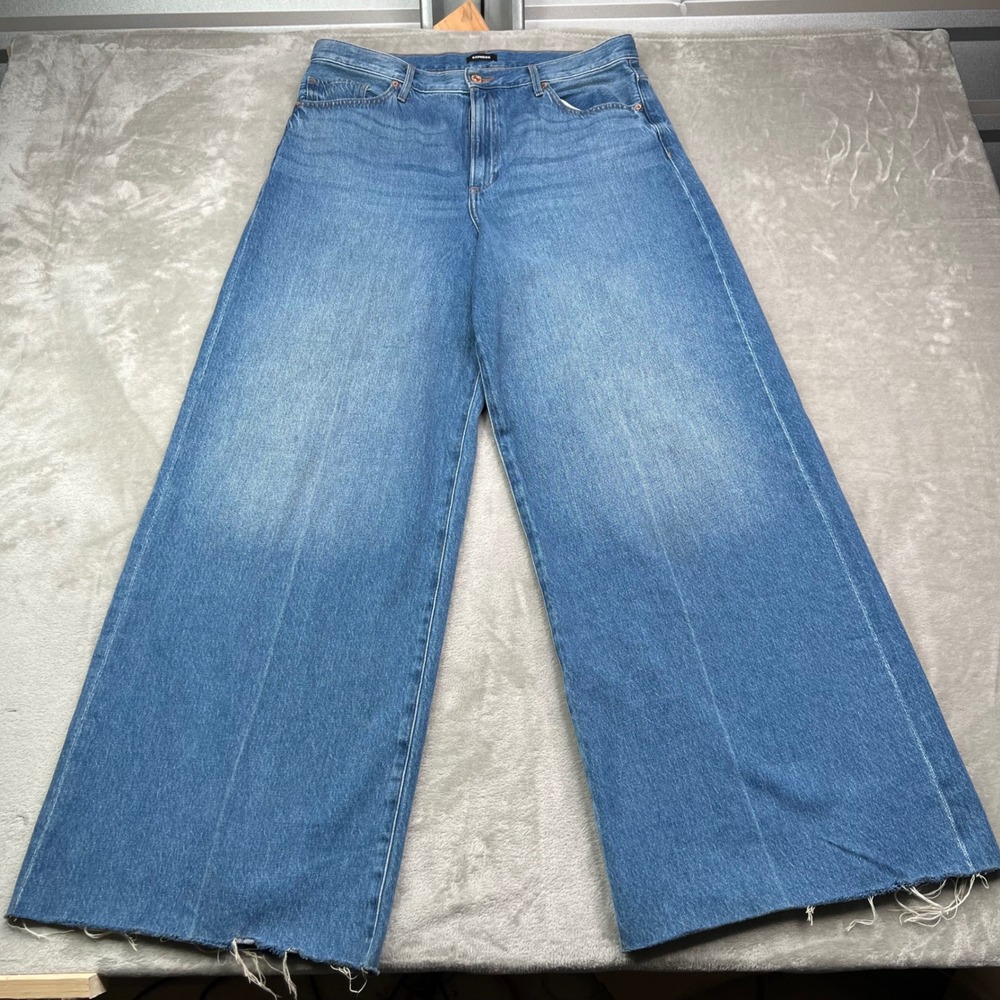Express Relaxed Wide Leg Jeans Womens 14R Blue Denim Super High Rise Raw Hem